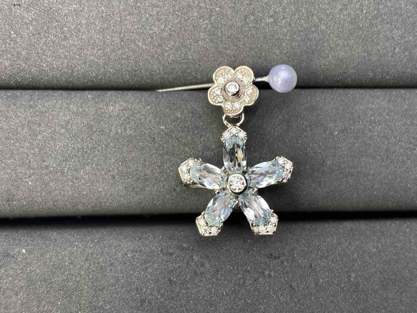 A8113 Aquamarine Pendant