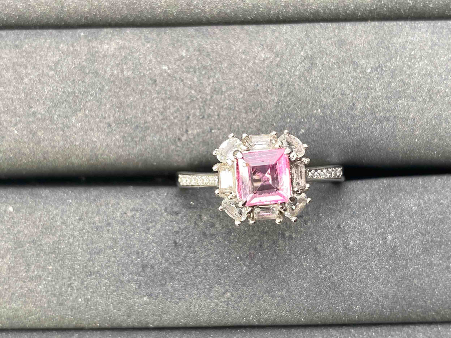 A8115 Spinel Ring