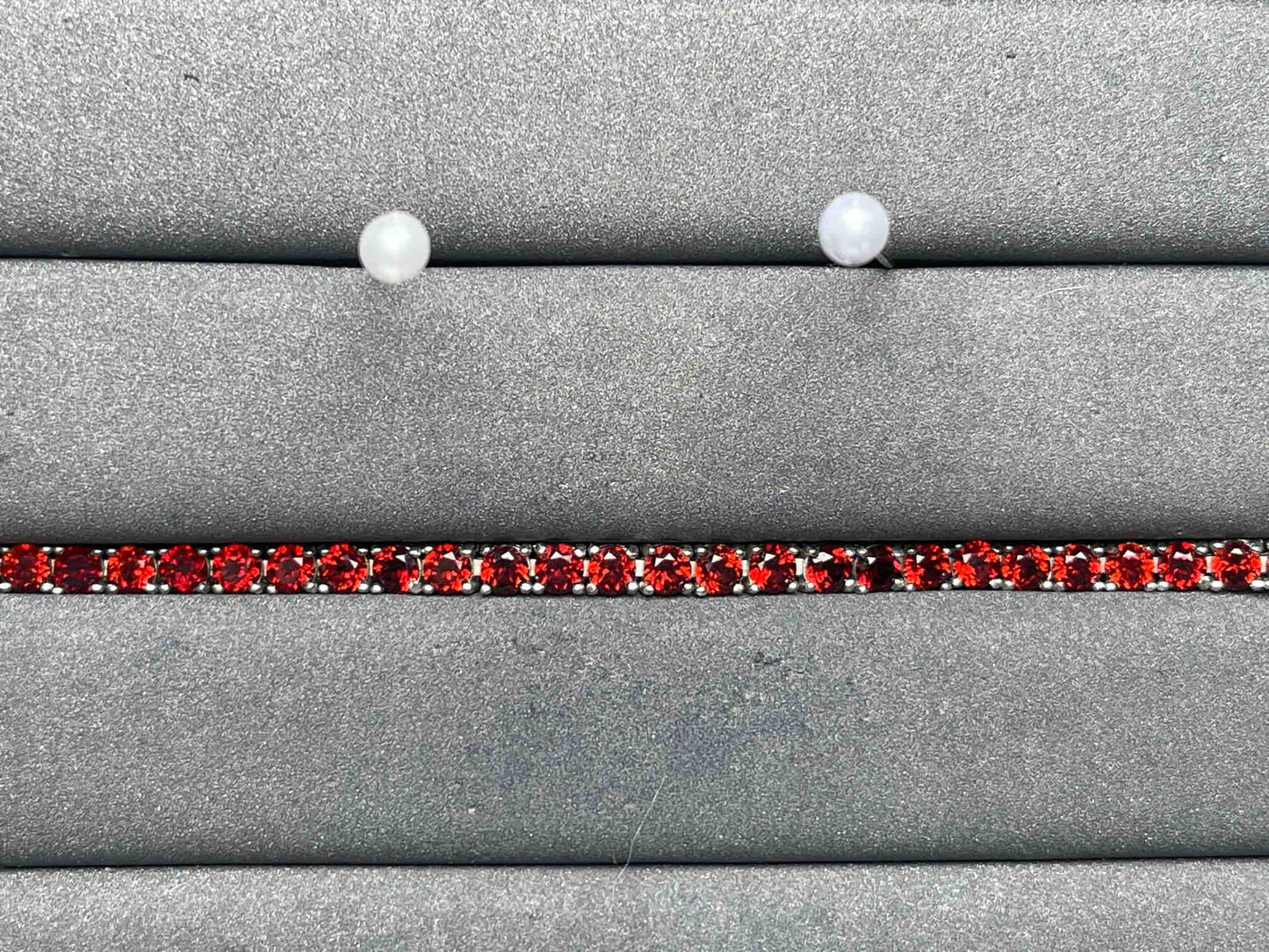 A8259 Garnet Bracelet