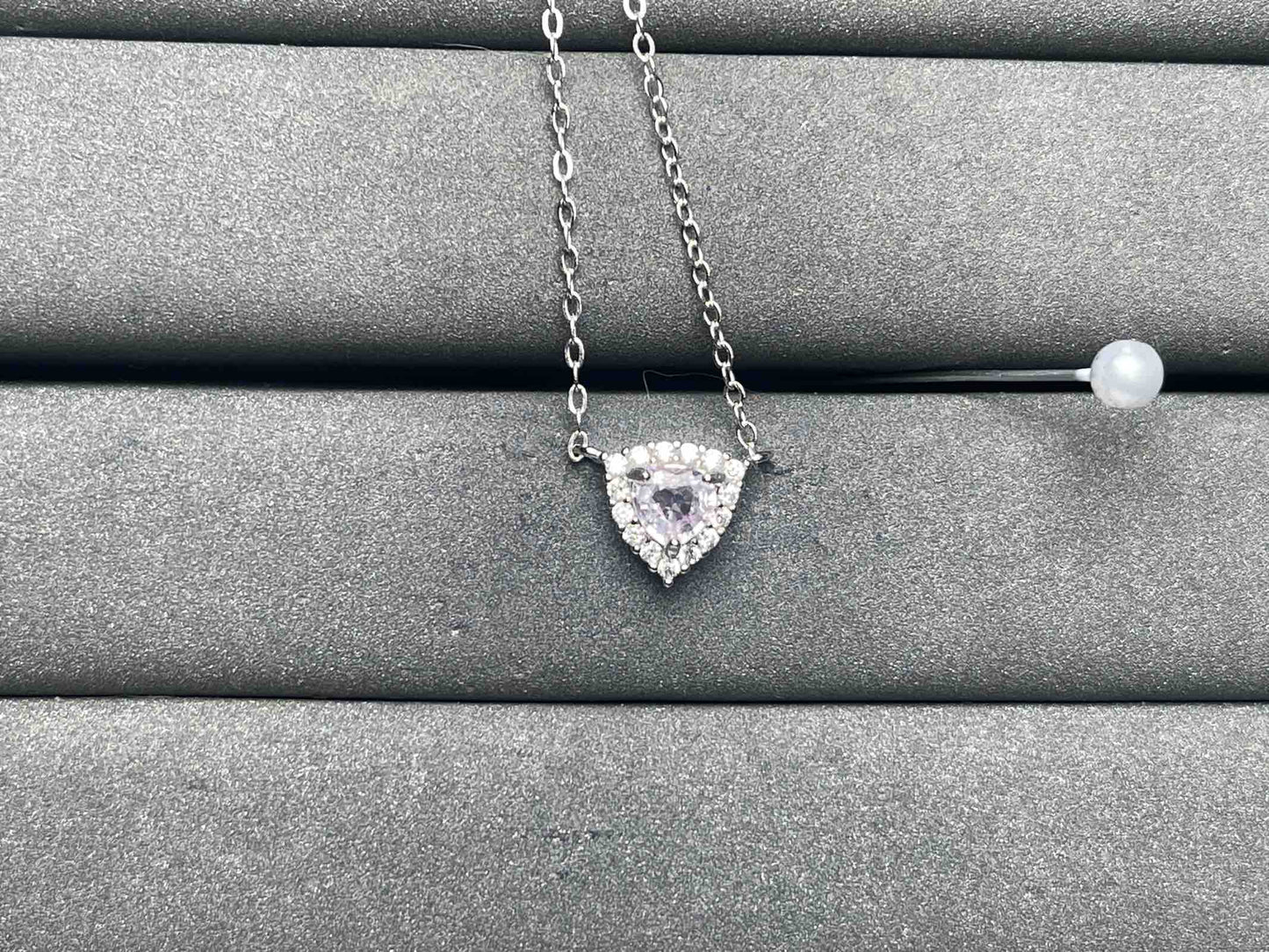 A8304 Sapphire Necklace