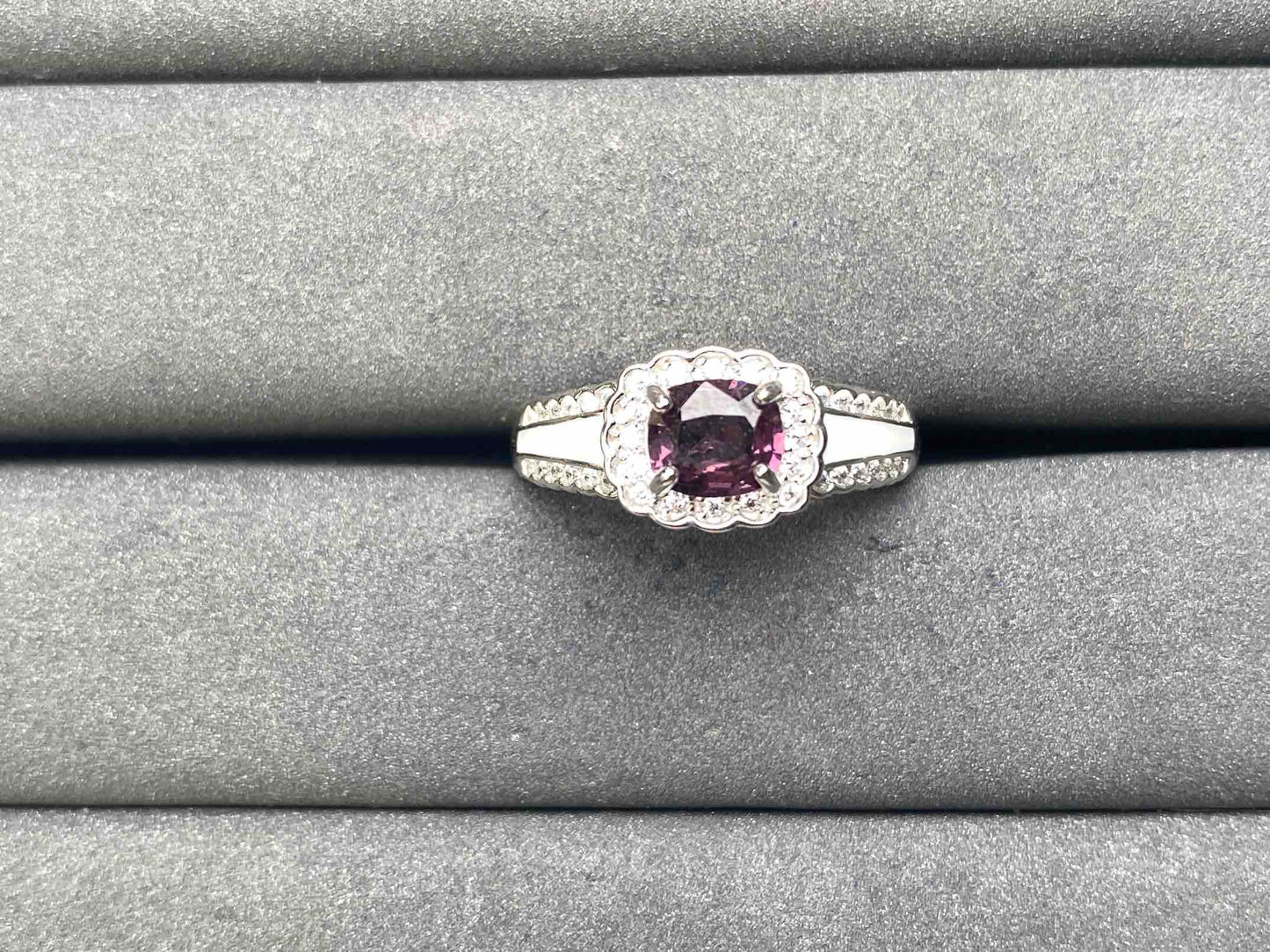 A8374 Spinel Ring