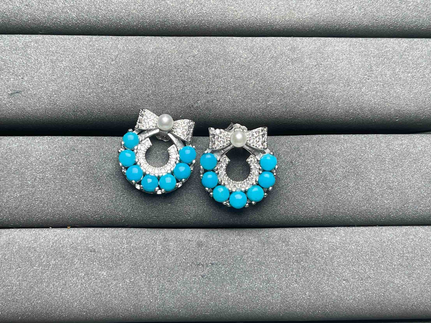 A8488 Turquoise Earrings