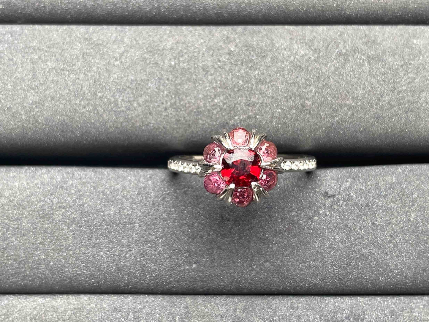 A8653 Spinel Ring