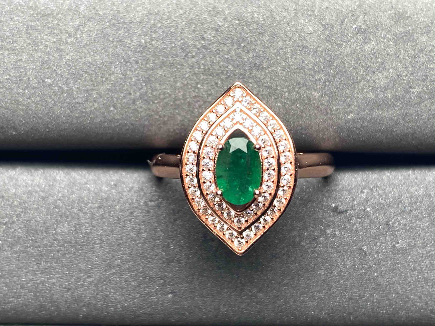 A8698 Emerald Ring