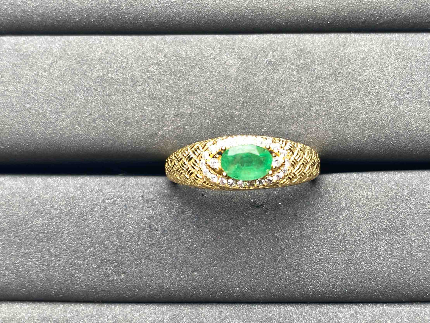 A8703 Emerald Ring