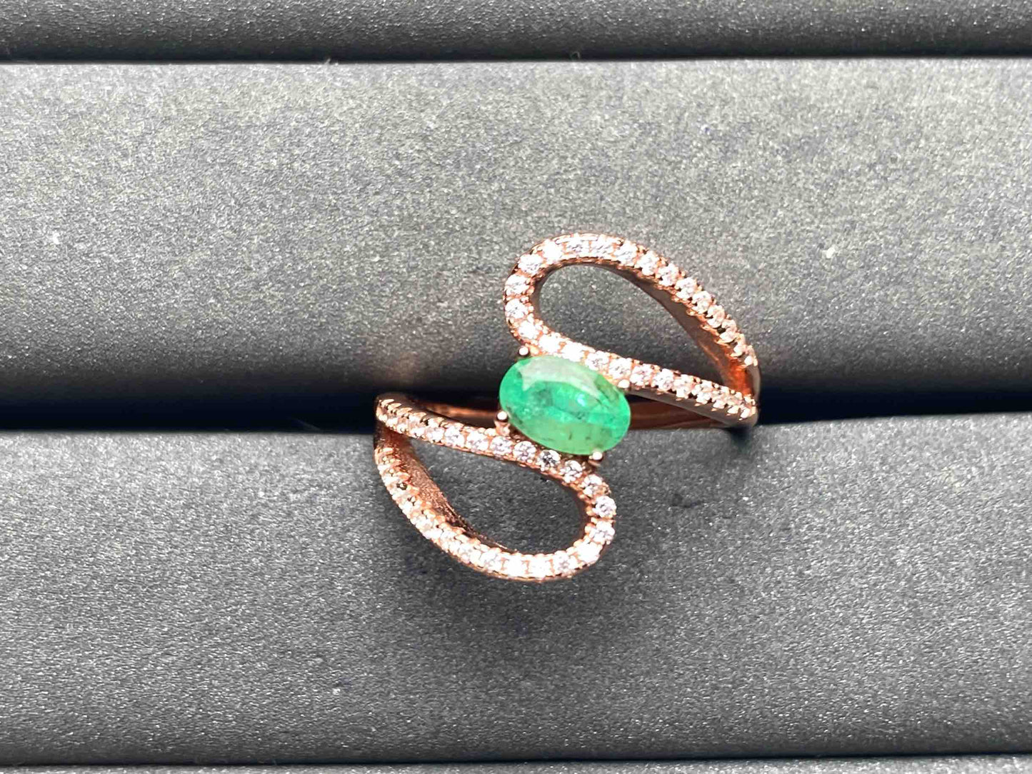A8757 Emerald Ring