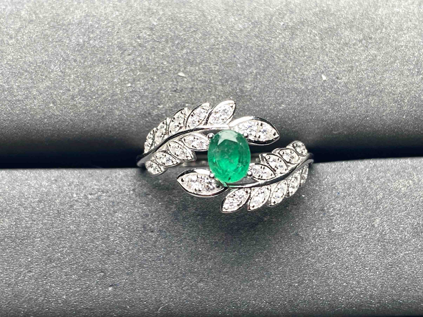 A8779 Emerald Ring