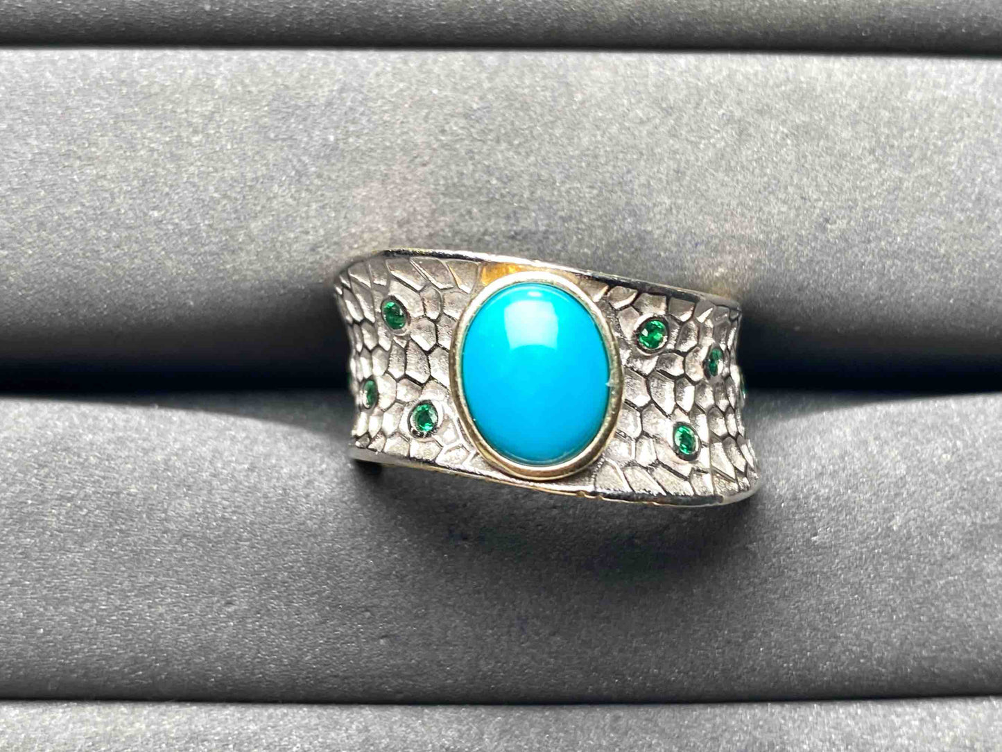 A8906 Turquoise Ring