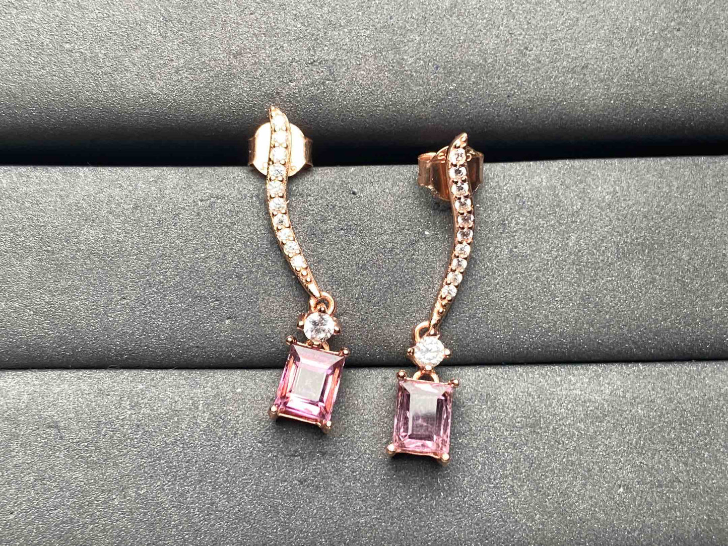 A8971 Spinel Earrings