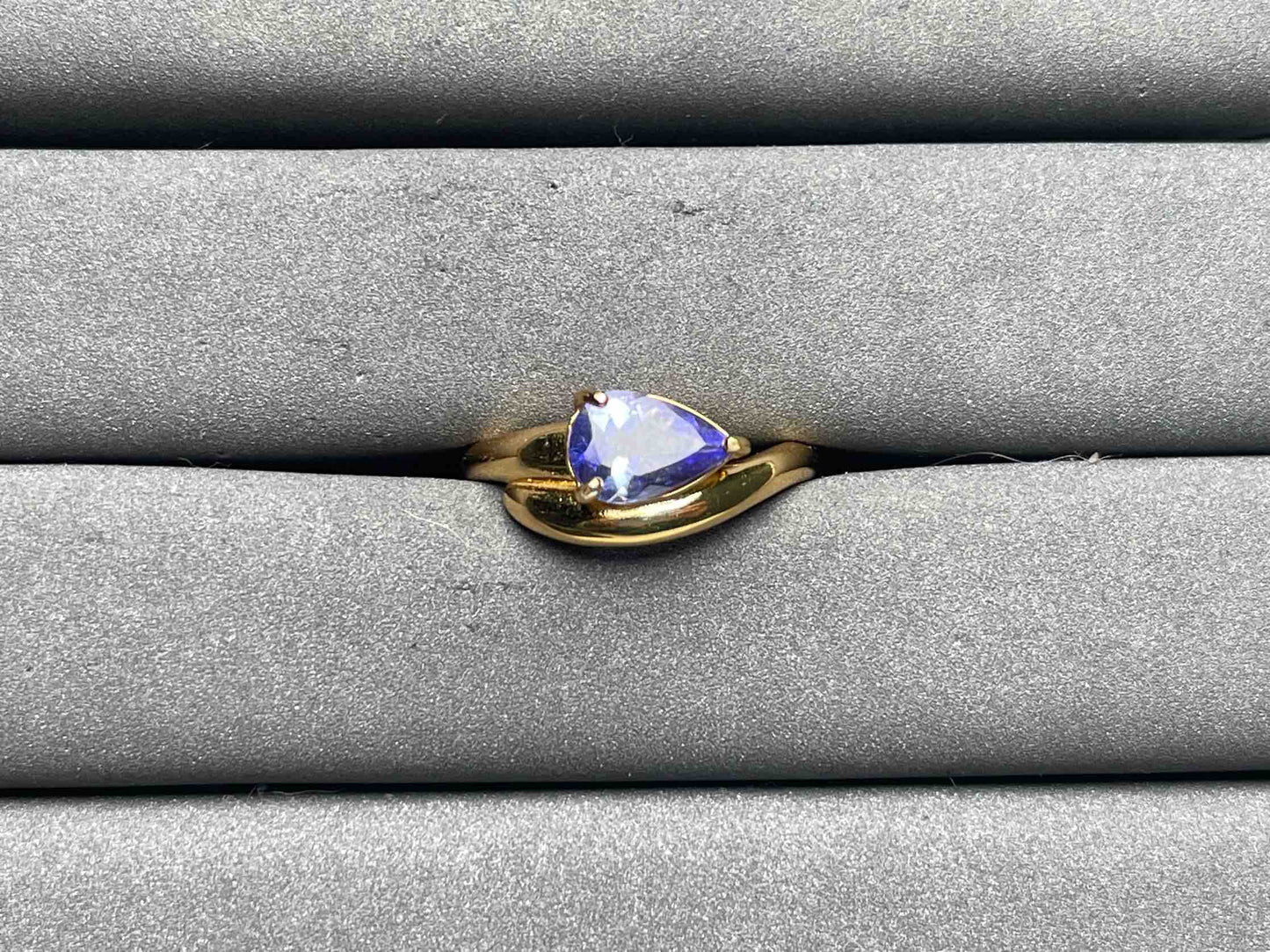 A9022 Tanzanite Ring