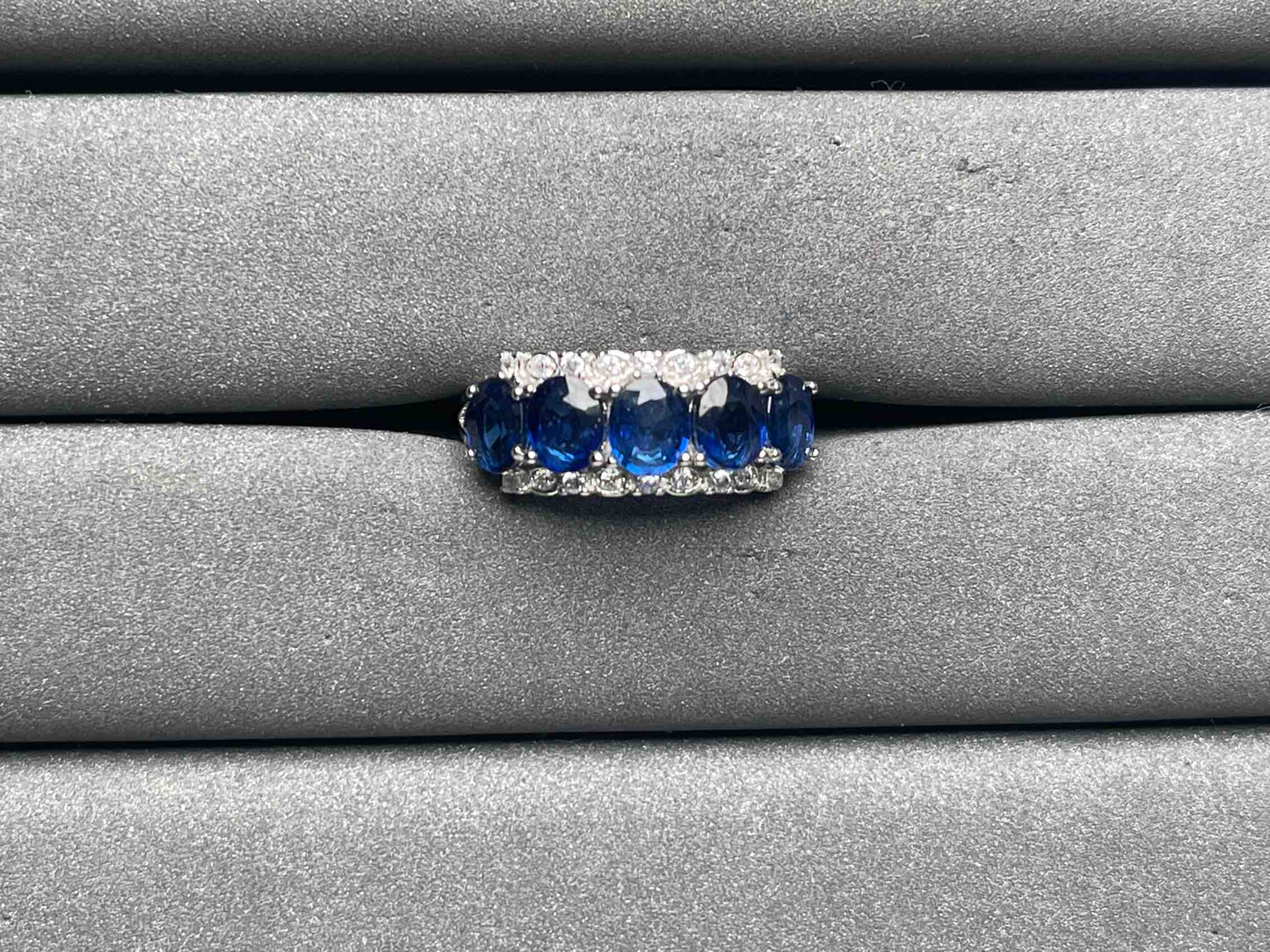 A9044 Sapphire Ring