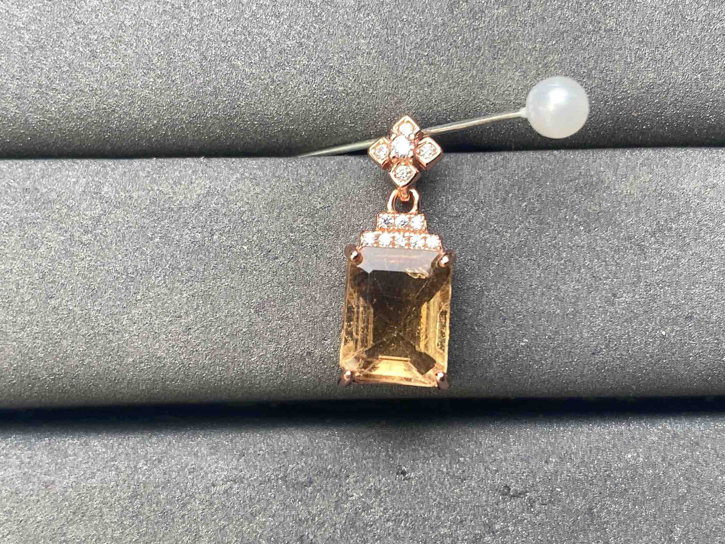 A9074 Tourmaline Pendant