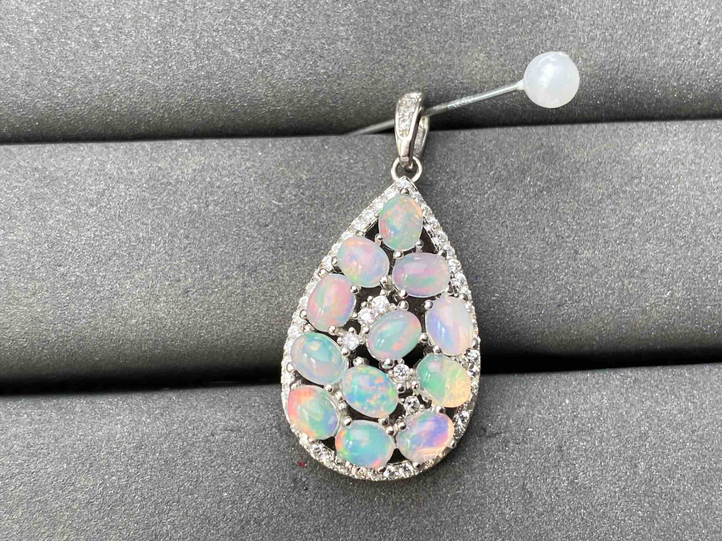 A9151 Opal Pendant