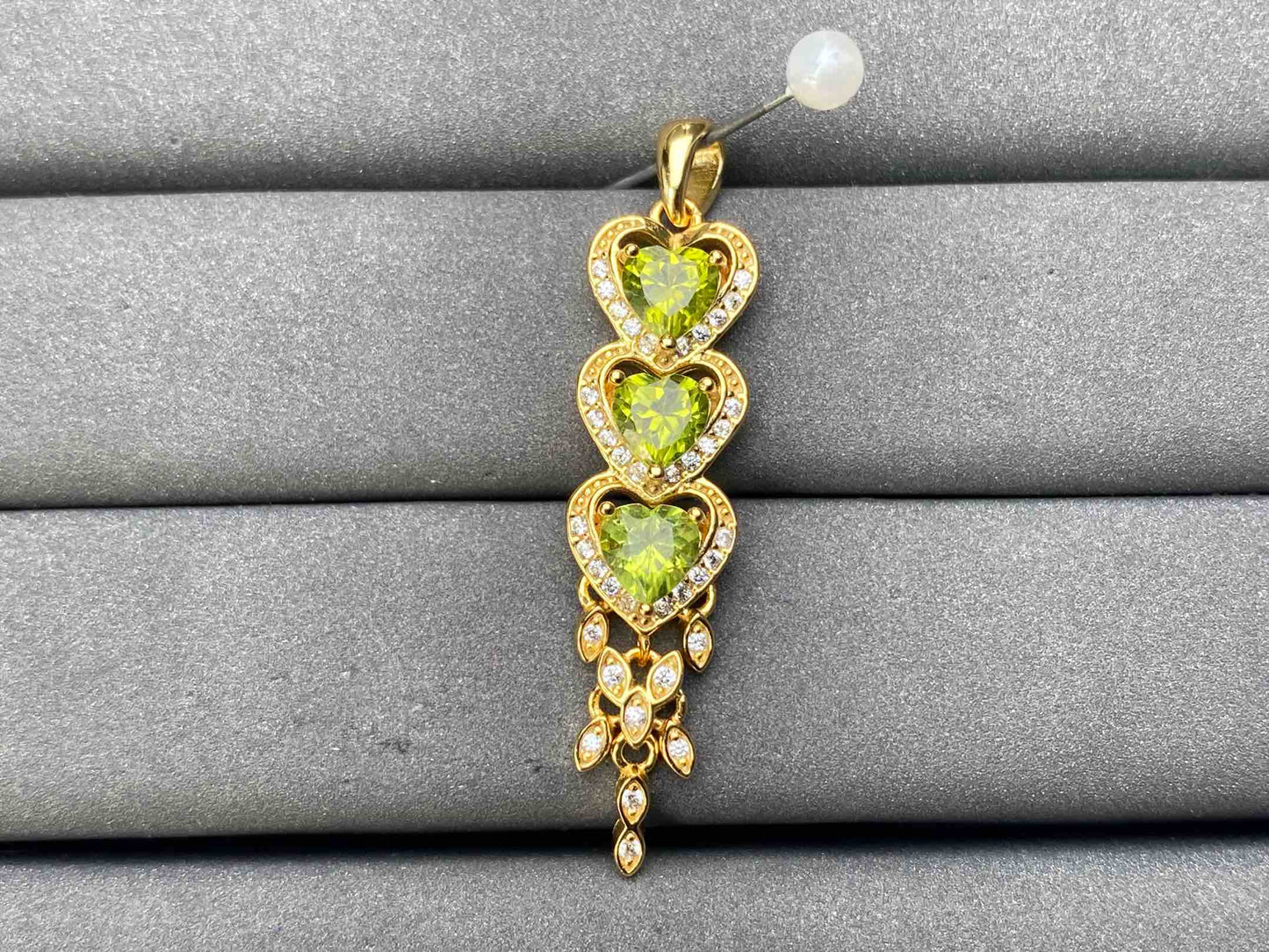 A9253 Peridot Pendant