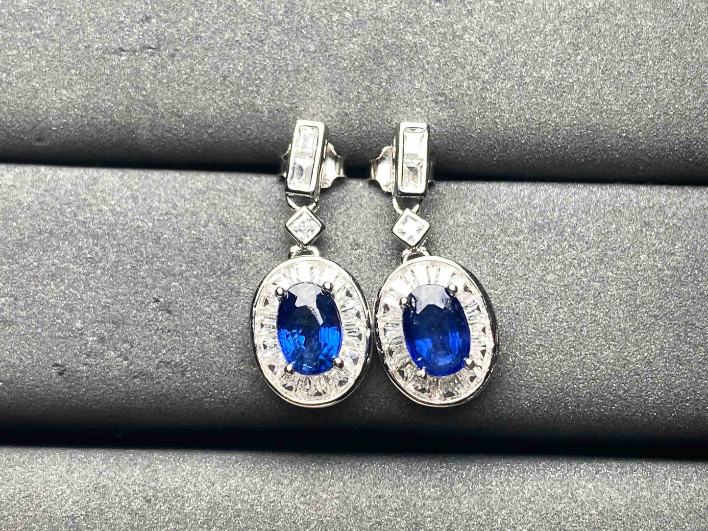 A9259 Blue Sapphire Earrings