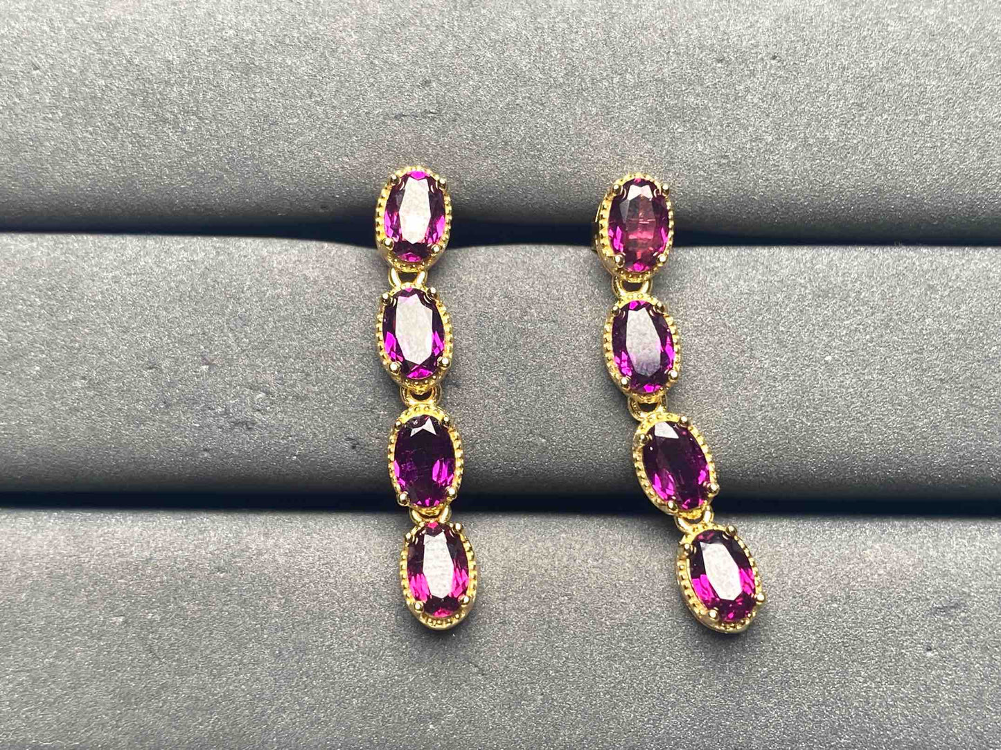A9296 Garnet Earrings