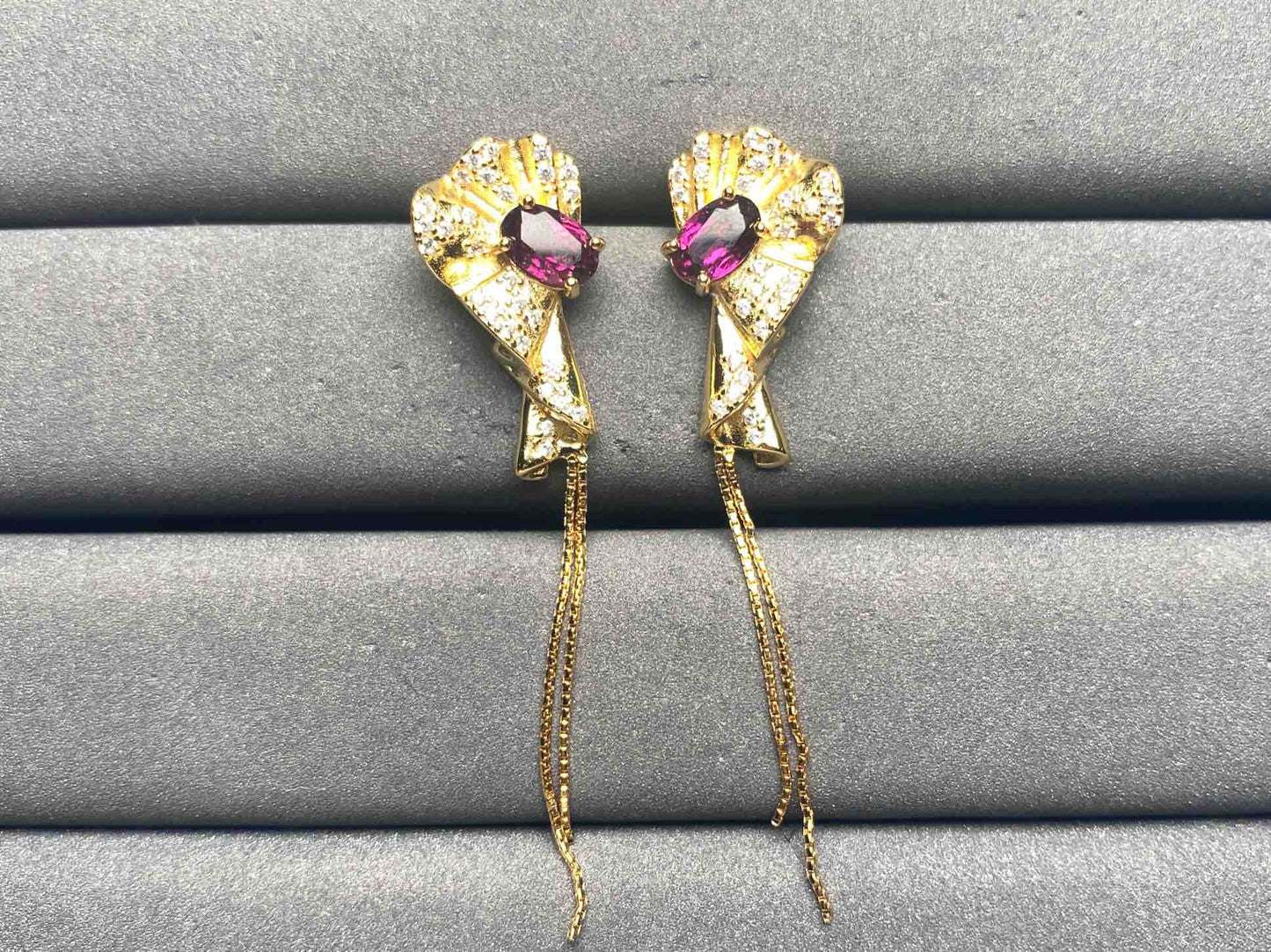 A9298 Garnet Earrings