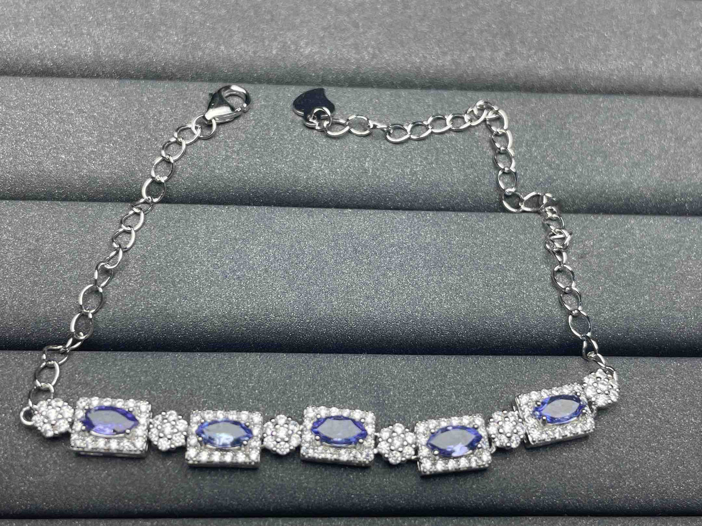 A930 Tanzanite Bracelet