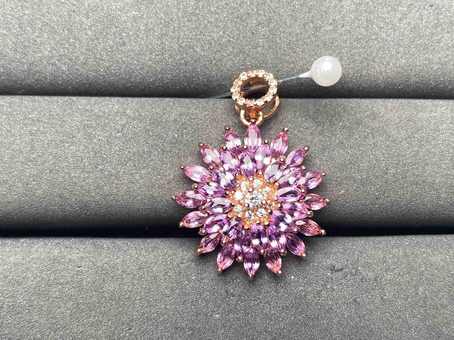 A9517 Sapphire Pendant