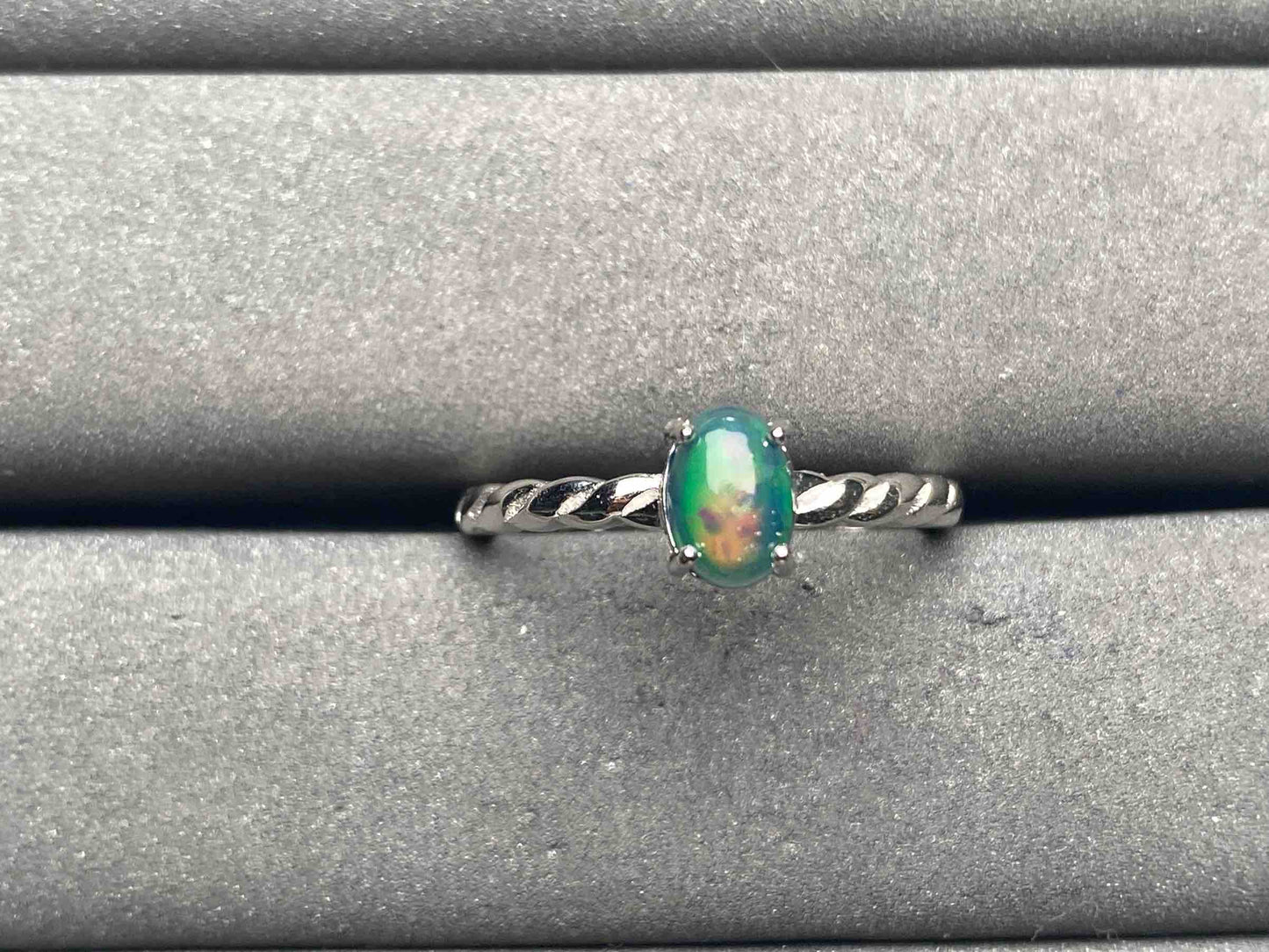 A9544 Opal Ring