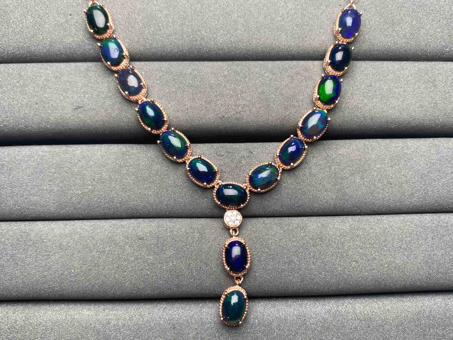 A9548 Opal Necklace