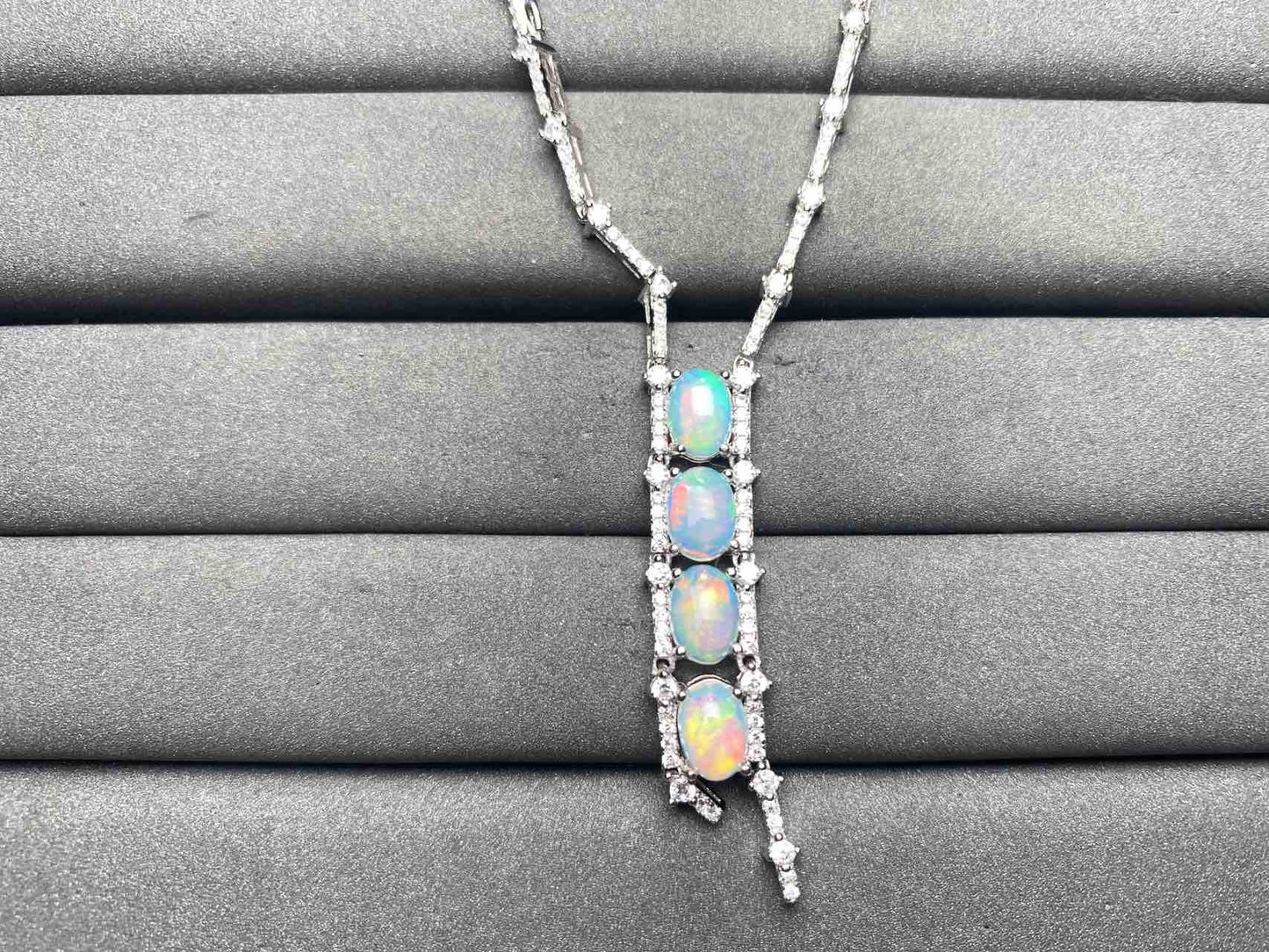 A9562 Opal Necklace
