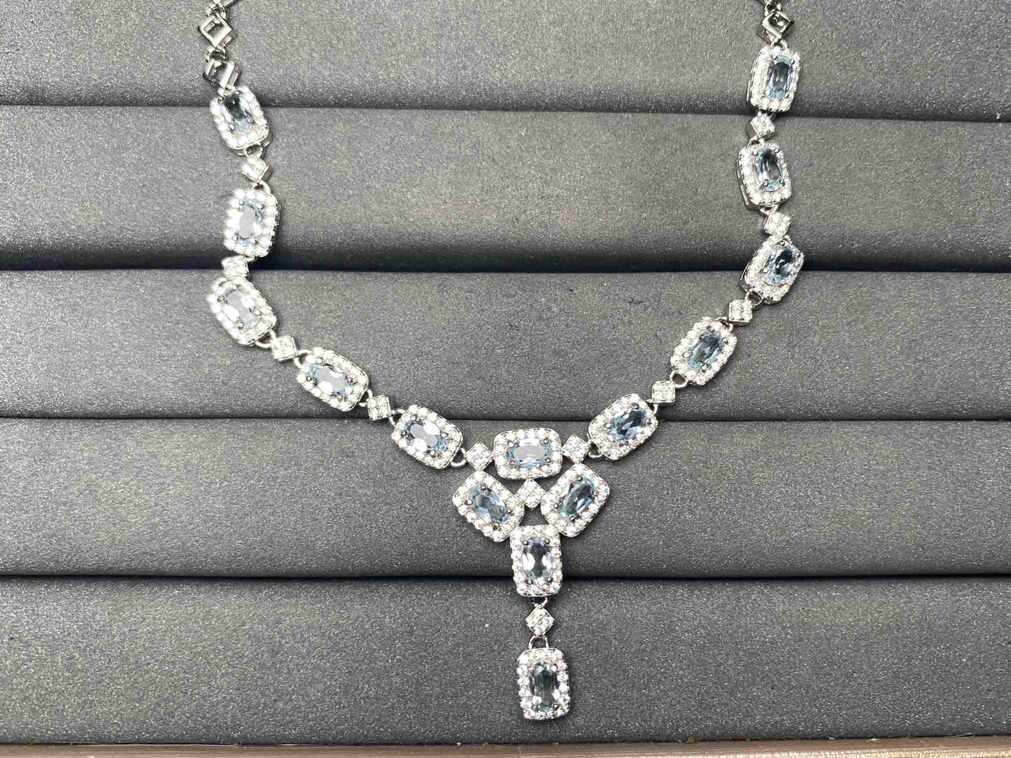 A9627 Aquamarine Necklace