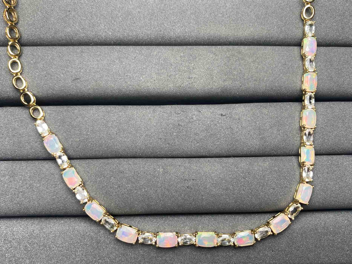 A9660 Opal Bracelet