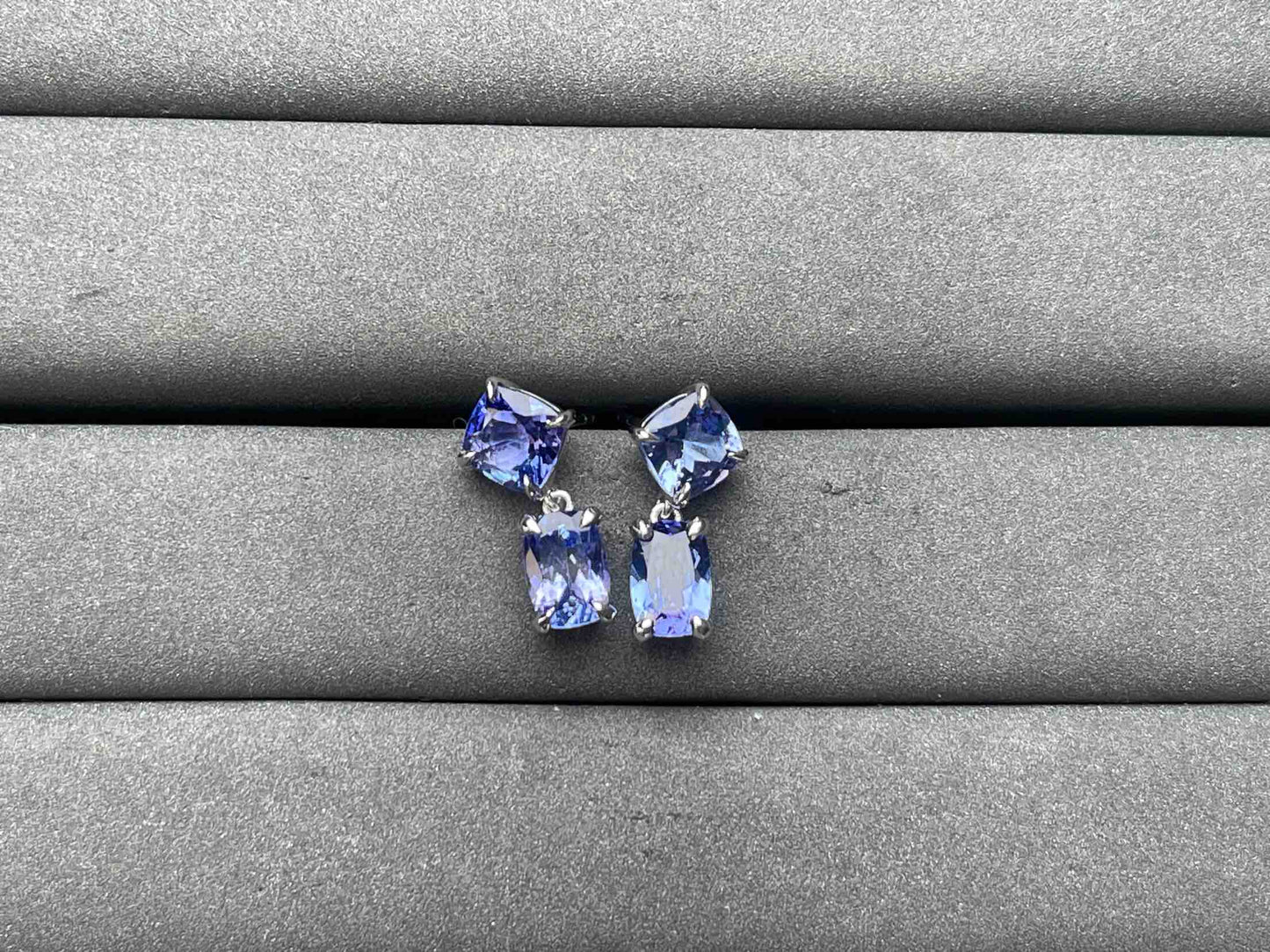 A9688 Tanzanite Earrings