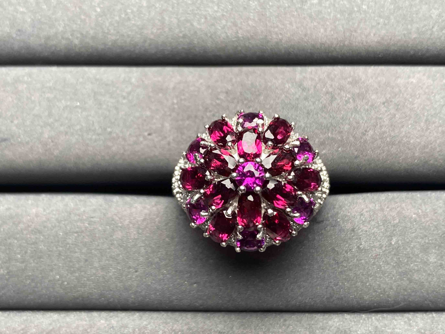 A9735 Garnet Ring