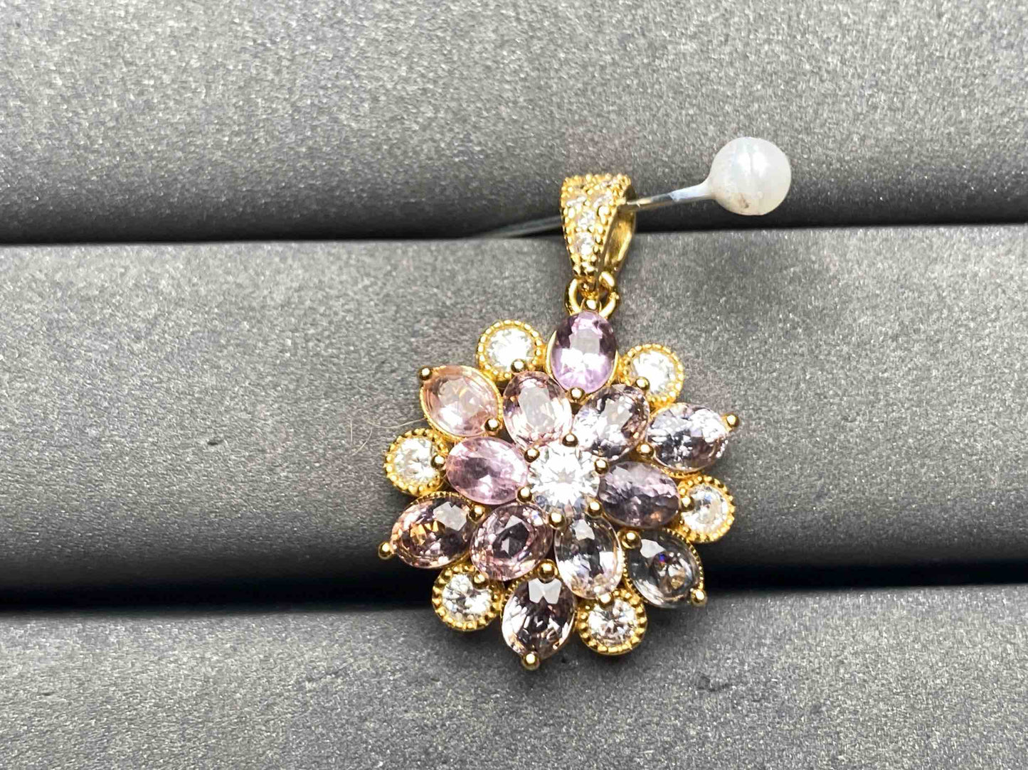 A9764 Spinel Pendant