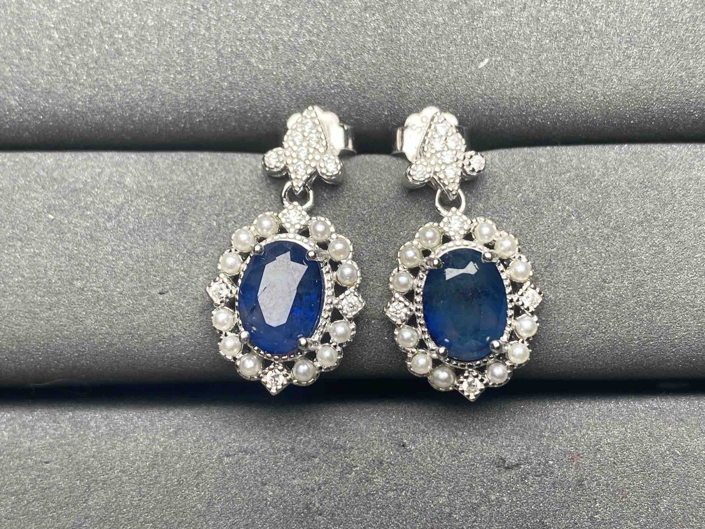 A9905 Sapphire Earrings