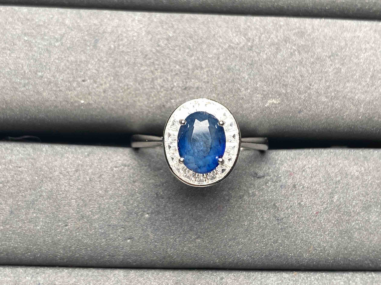 A9943 Sapphire Ring