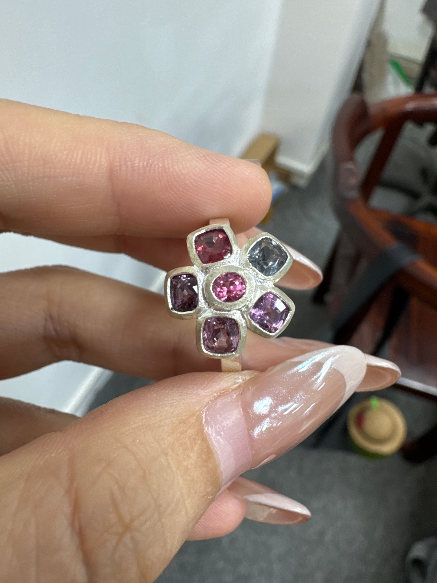G011 Cassie Lo US4 14k gold