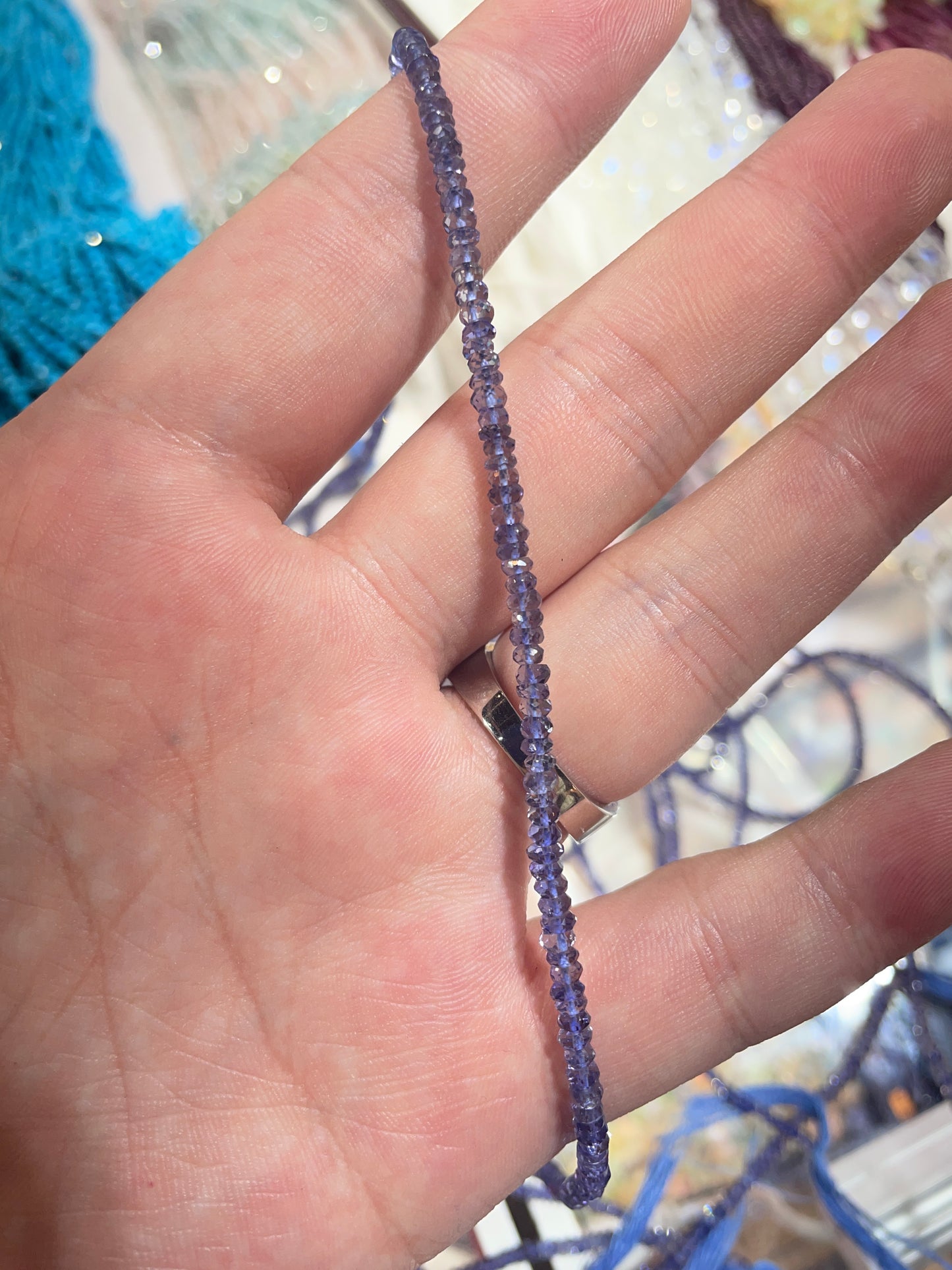 G003 Lily (HK refunds are not supported)