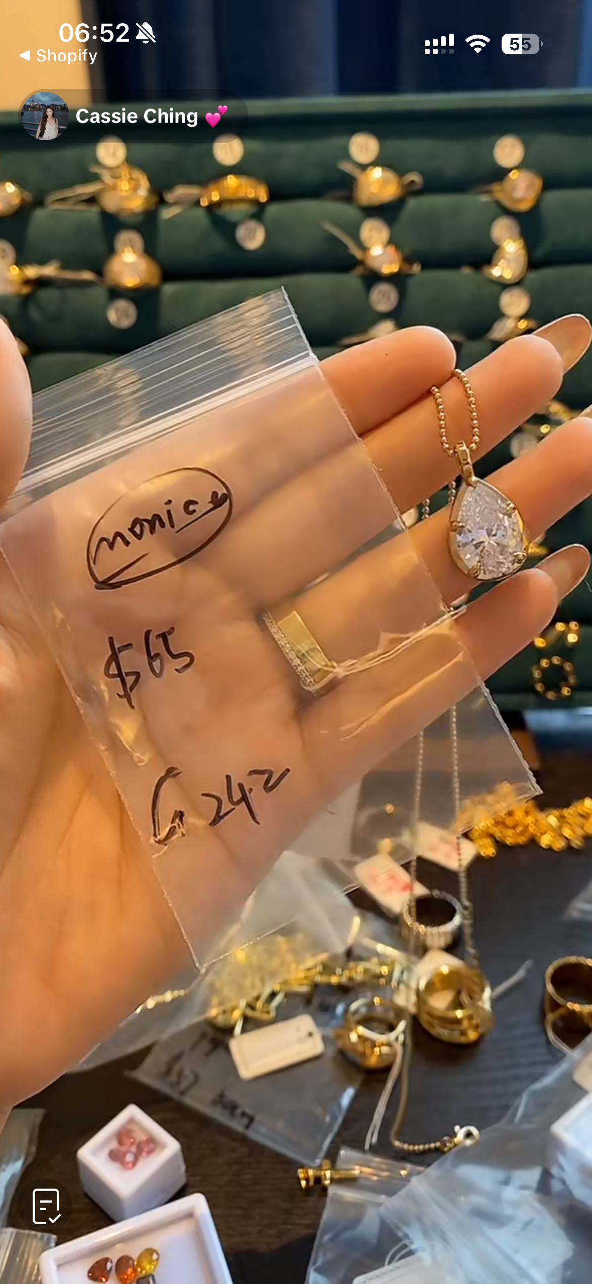 G242 Cassie with certi(Refunds are not supported)