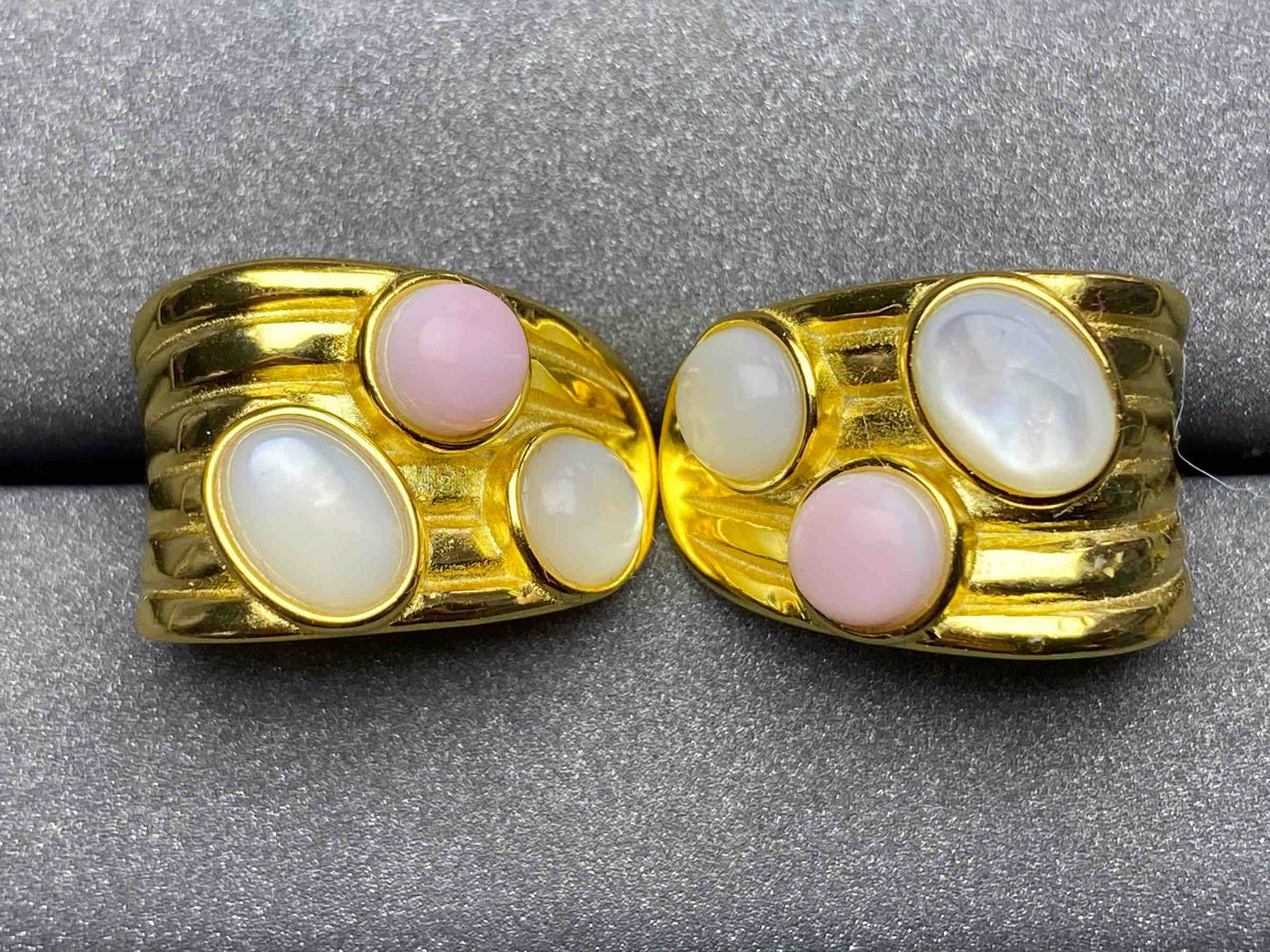 5587 Silver Conch Earrings