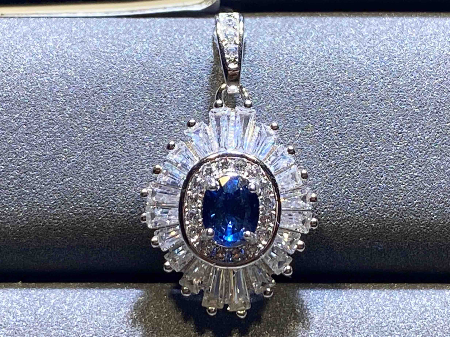 2043 Sapphire Pendant