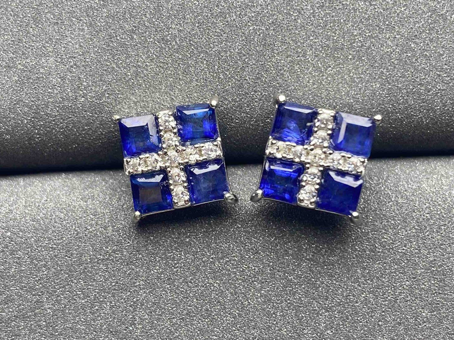 2804 Sapphire Earrings
