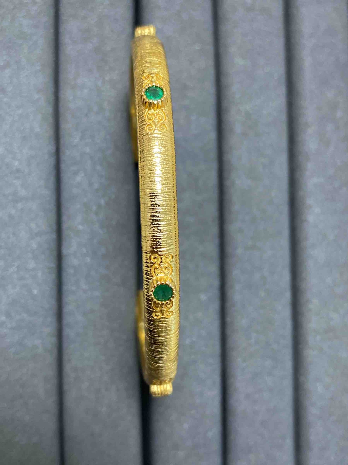 2383 Emerald Bangle