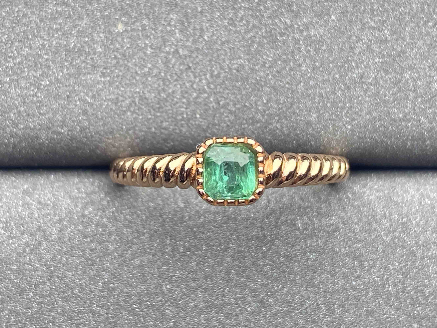 3247 Emerald Ring