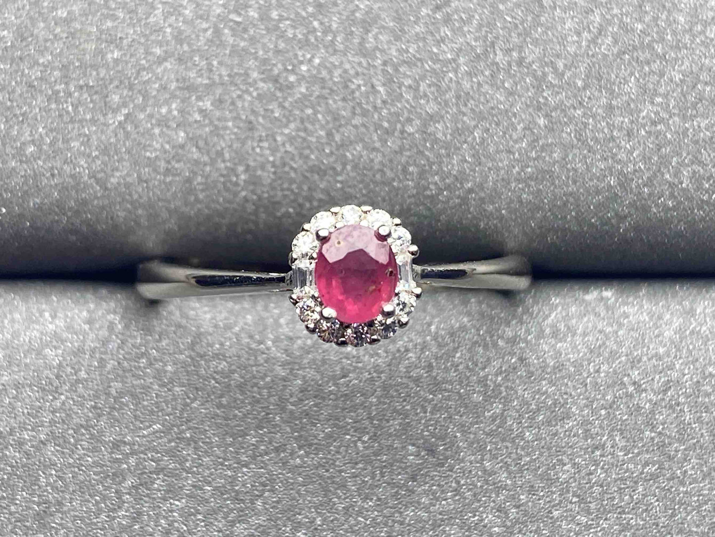 3352 Ruby Ring