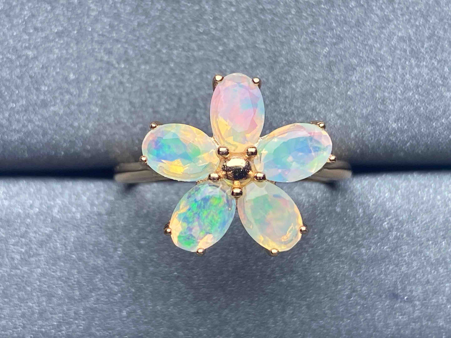 3414 Opal Ring
