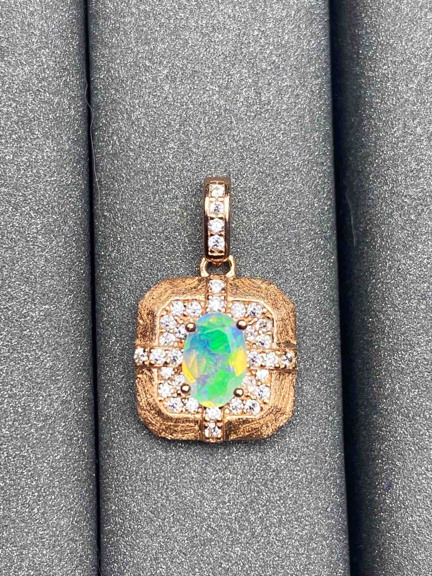 3472 Opal Pendant