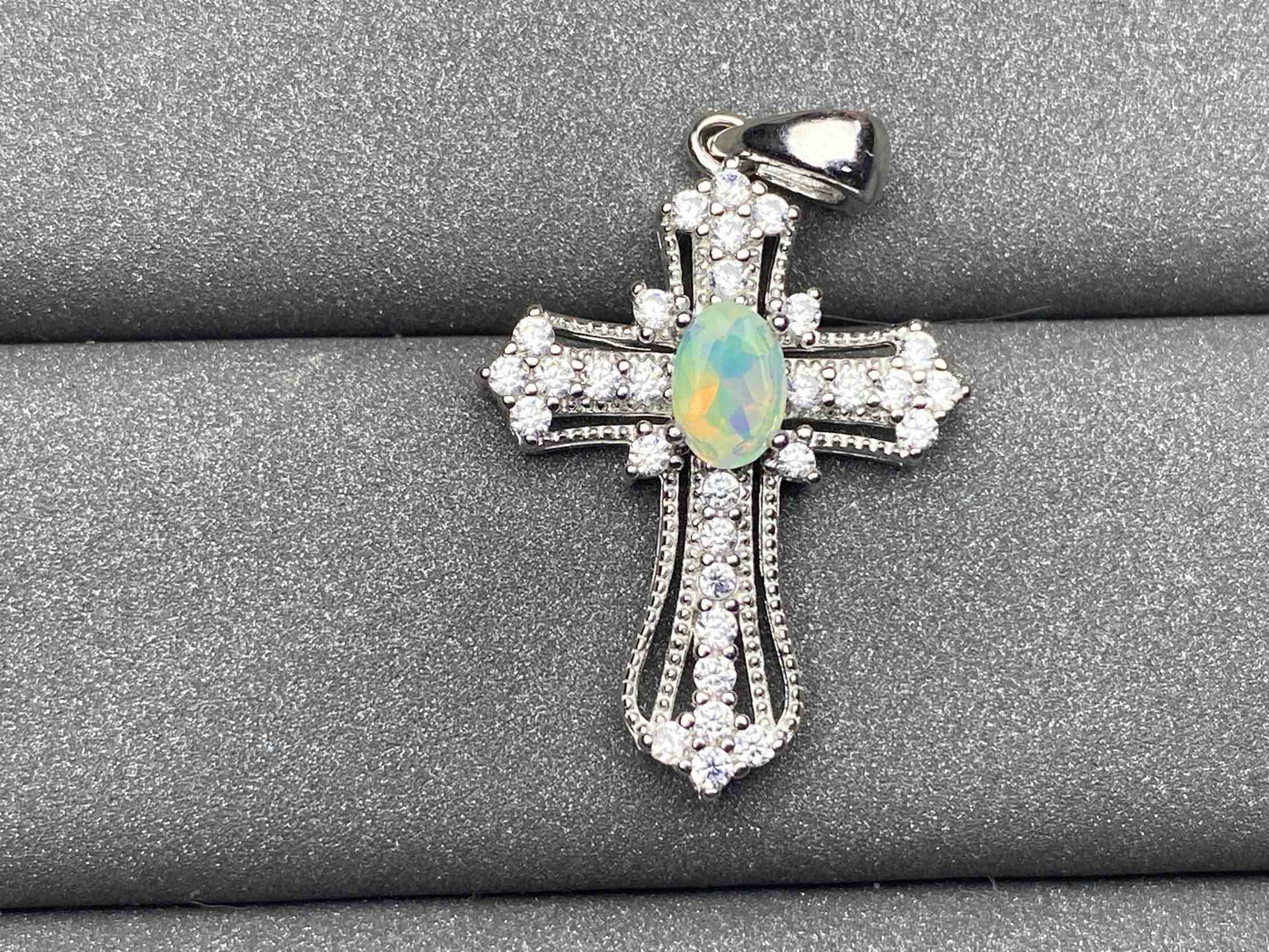 3544 Opal Pendant