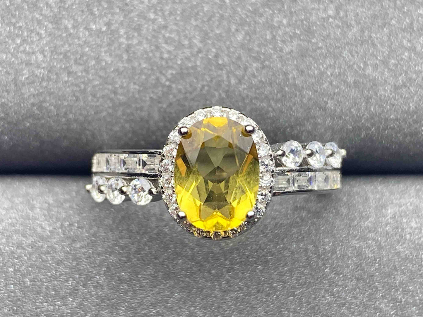 3566 Yellow Aquamarine Ring