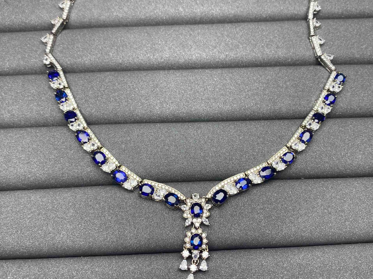 3735 Sapphire Necklace