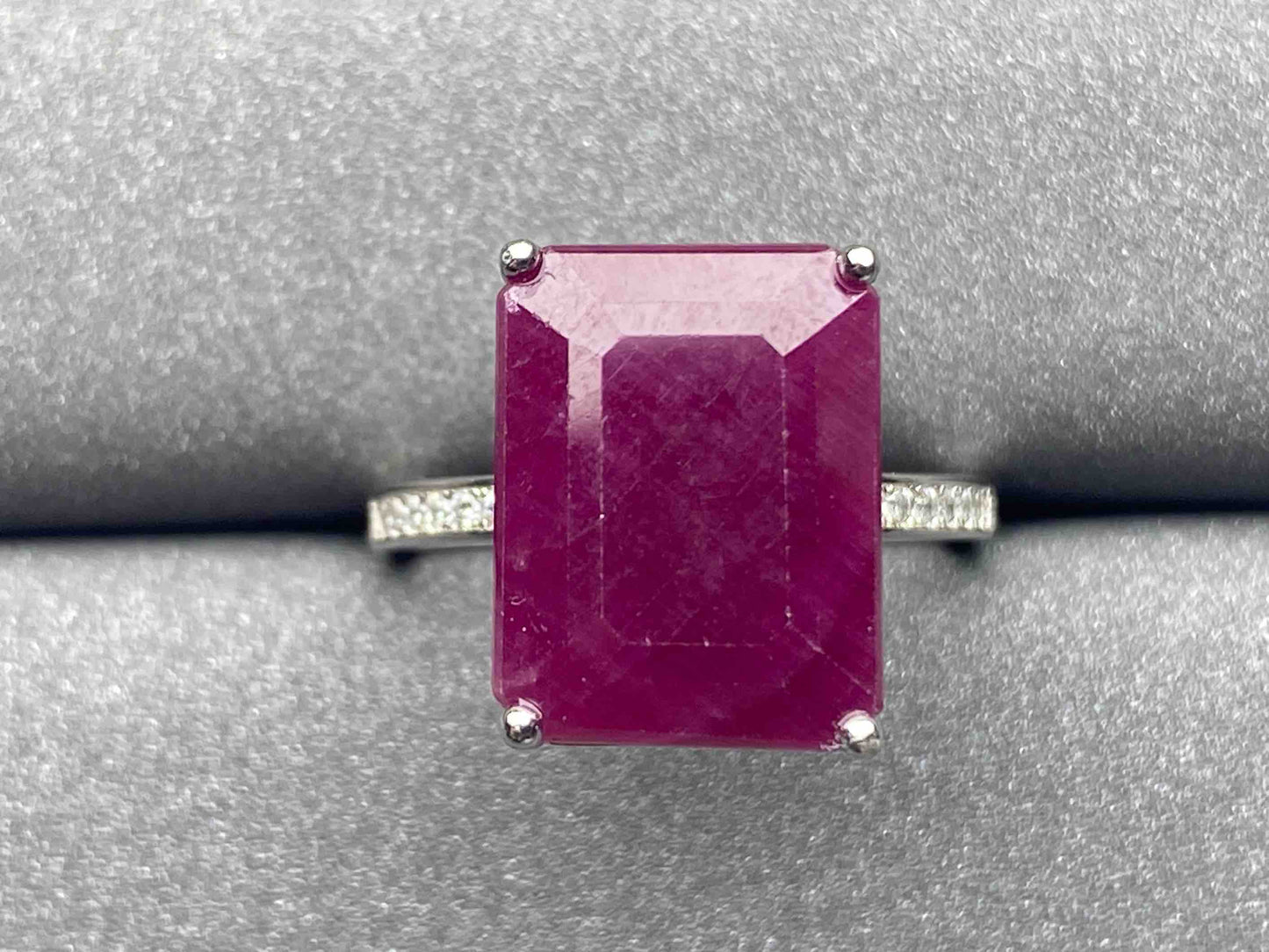 3755 Ruby Ring