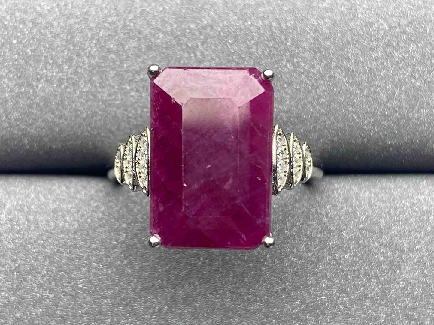 3756 Ruby Ring
