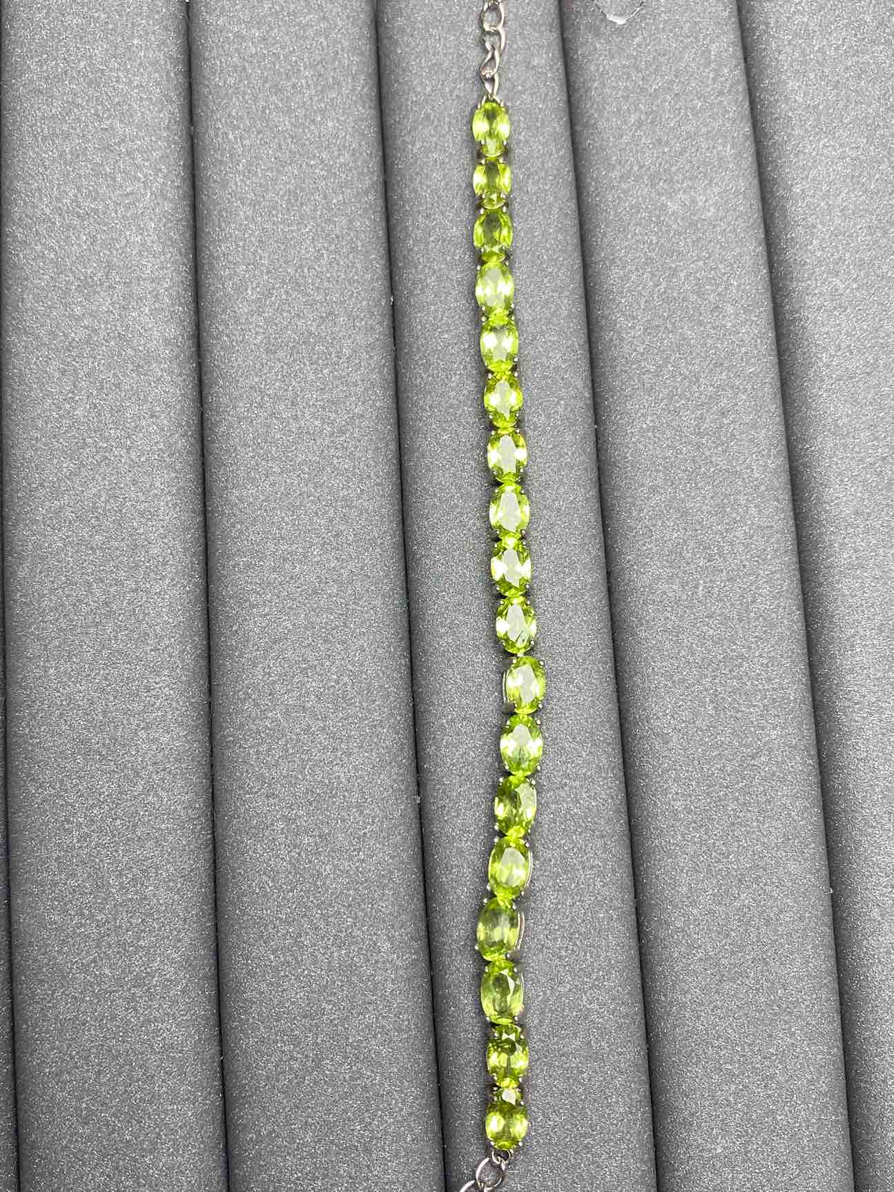 3956 Peridot Bracelet